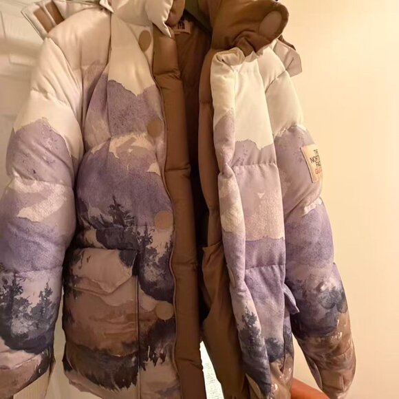 Gucci x The North Face Down Coat - Picture 2 of 9